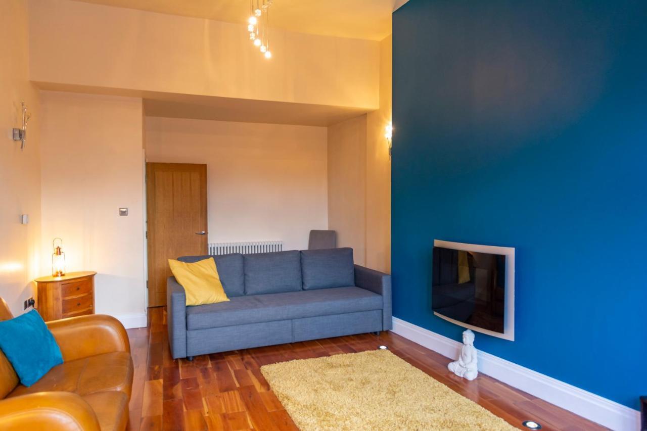 Apartment No 1 - The Old Red King Pub, Whitefield, Manchester Exteriér fotografie